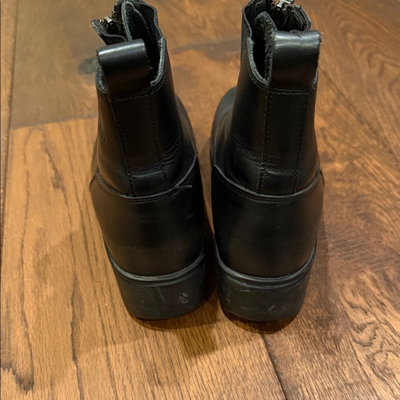 Dansko Black Front Zipper Boots, Size 7.5 (38) - Picture 5 of 11